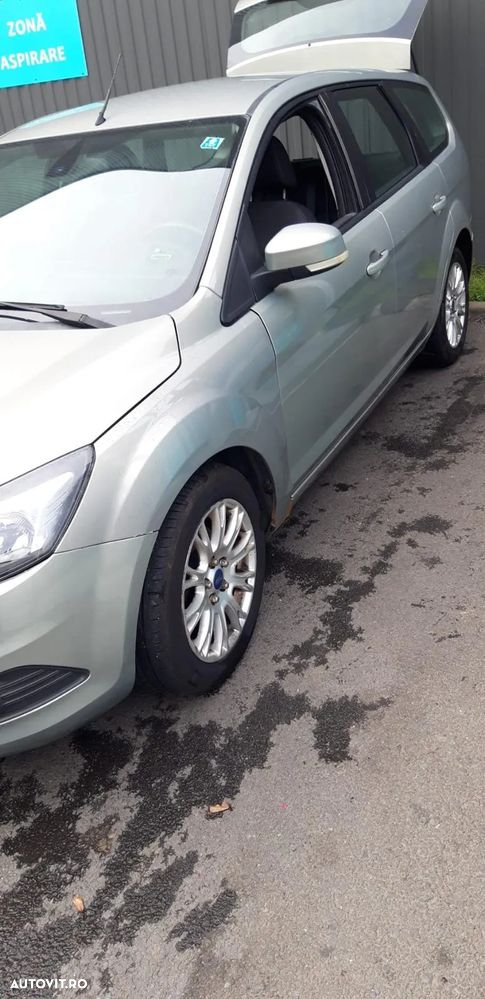 Ford Focus - 5