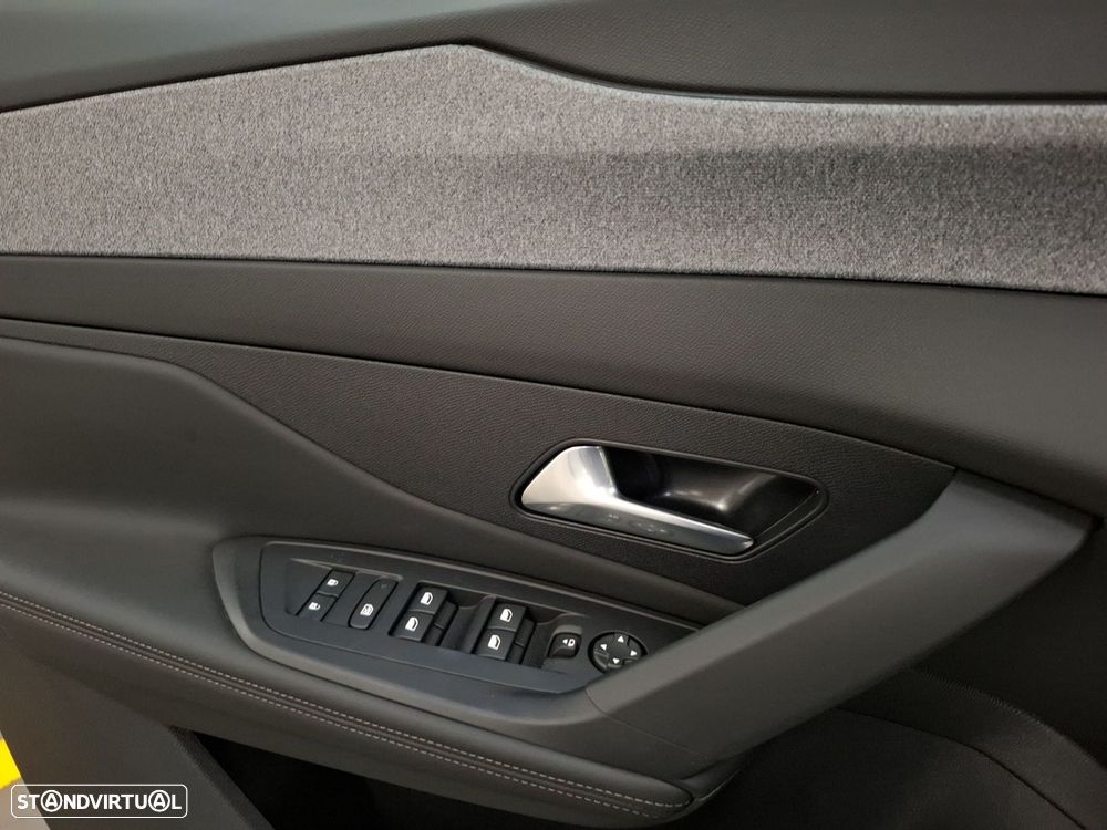 Peugeot e-308 54 kWh Allure - 22