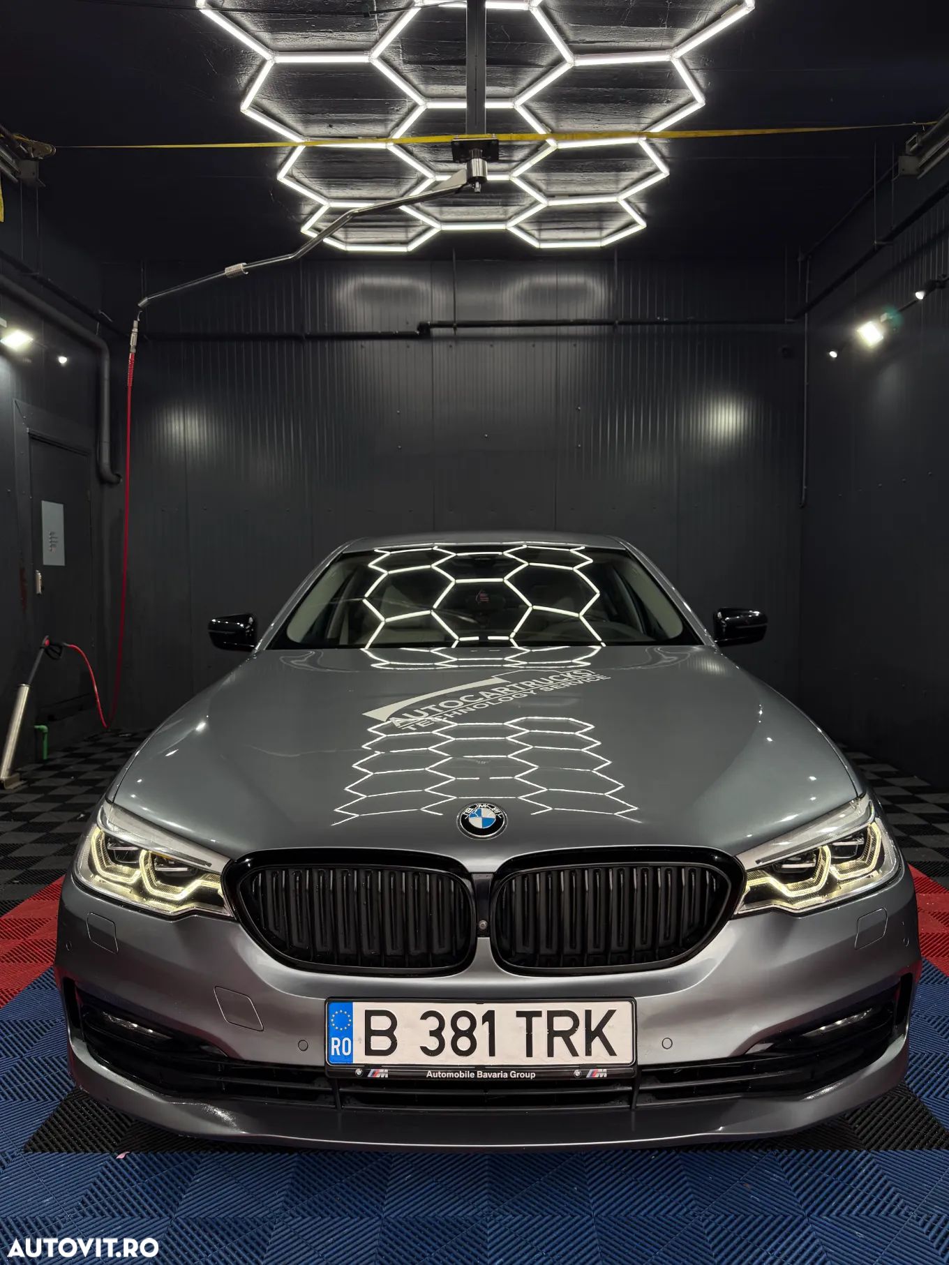 BMW Seria 5 530d xDrive AT - 1
