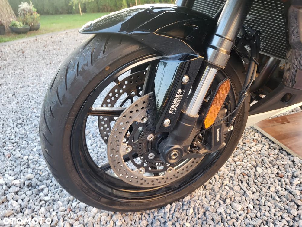 Kawasaki Ninja 1000 SX - 10