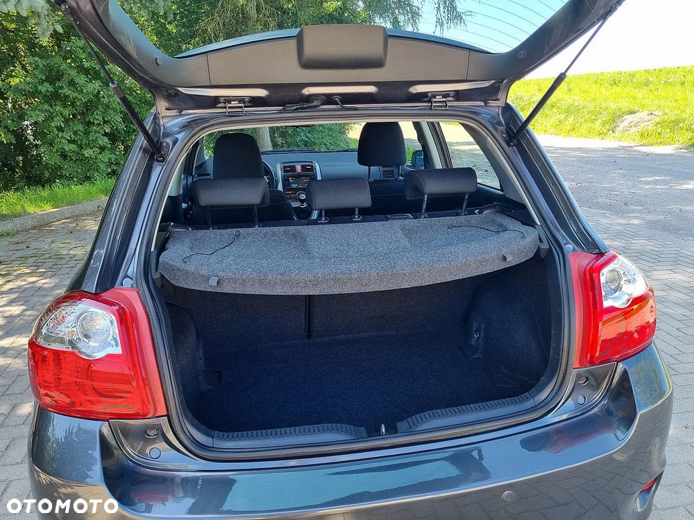 Toyota Auris 1.6 Executive - 18