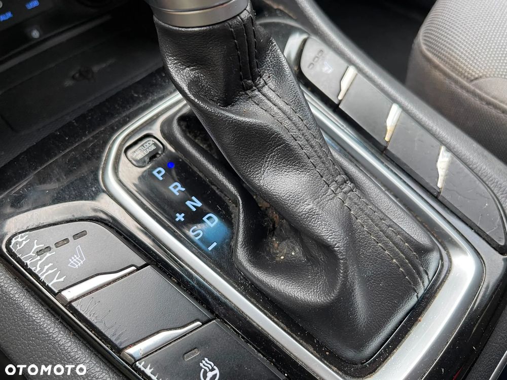 Hyundai IONIQ 1.6 GDI - 19