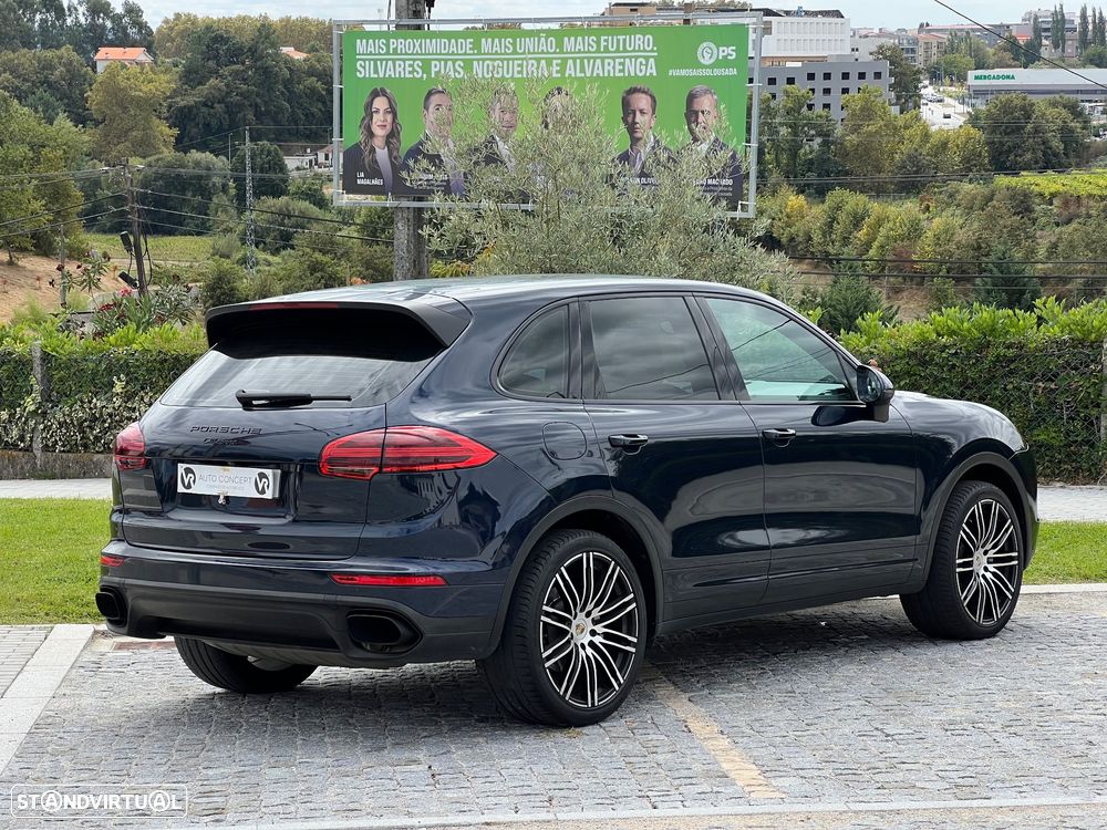 Porsche Cayenne Diesel Platinum Edition - 32