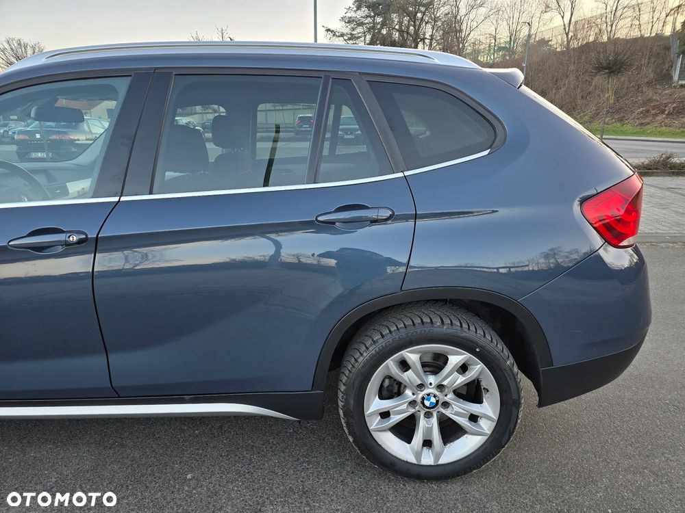 BMW X1 xDrive18d xLine - 37