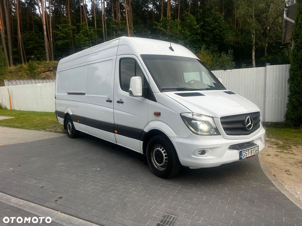 Mercedes-Benz Sprinter - 10