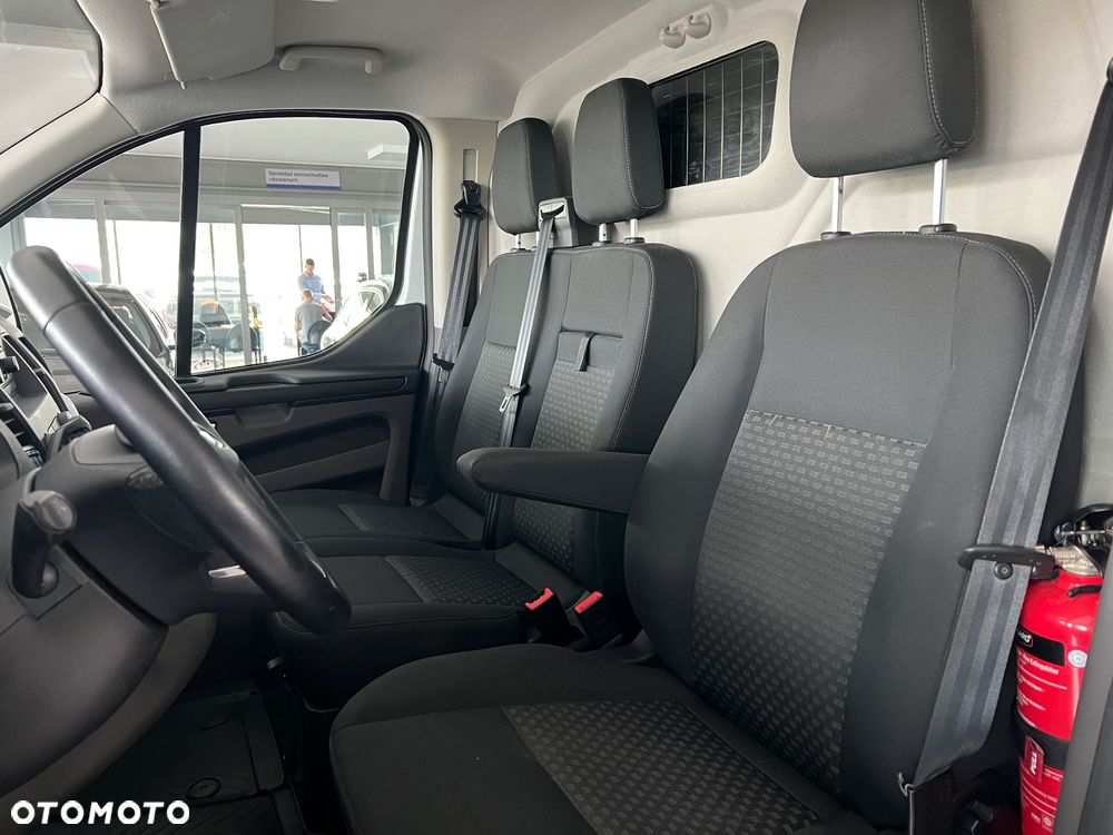 Ford Transit Custom - 21
