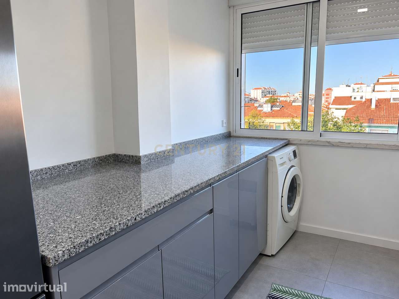 Apartamento T1 Renovado - Grande imagem: 5/21
