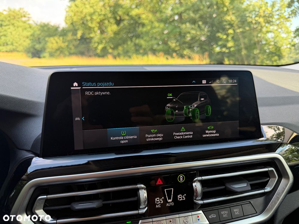 BMW X3 xDrive30e - 36