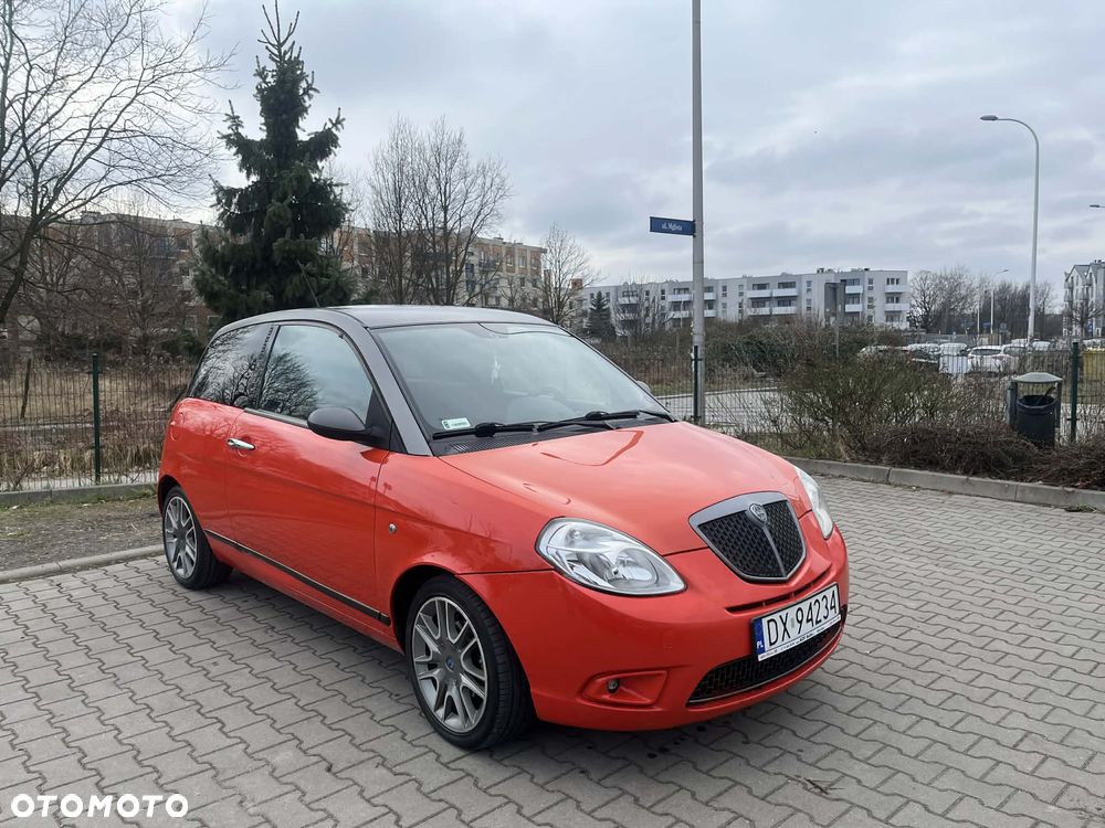 Lancia Ypsilon 1.3 SMomoDesign (4os.) - 3