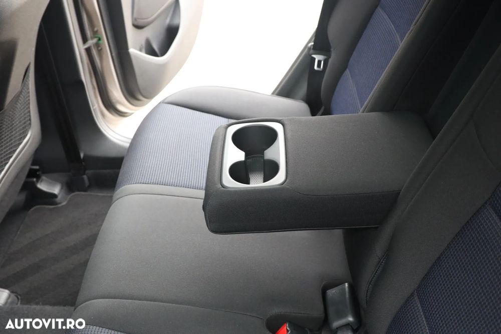 Hyundai Tucson 2.0 CRDI 4WD Automatik Premium - 33