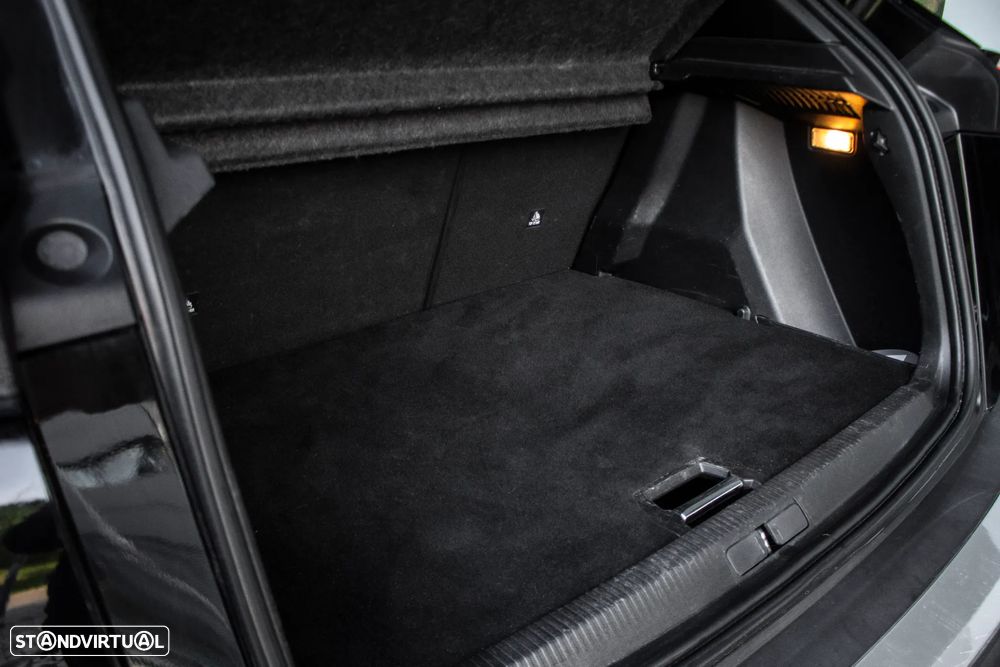 Peugeot 2008 1.5 BlueHDi GT EAT8 - 28