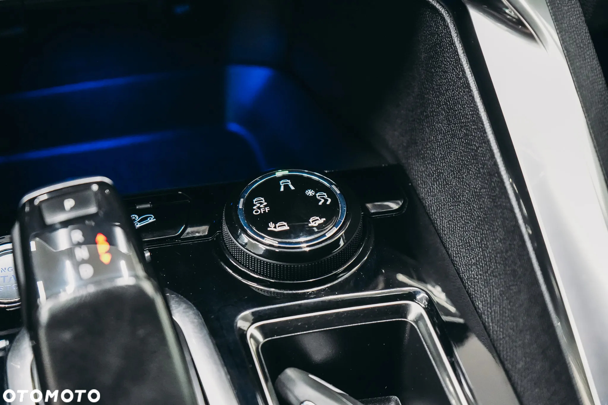 Peugeot 5008 BlueHDI 180 EAT8 GT - 28
