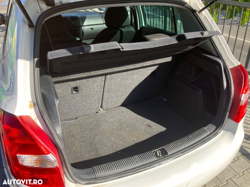 Skoda Fabia 1.2 TSI Ambiente - 5