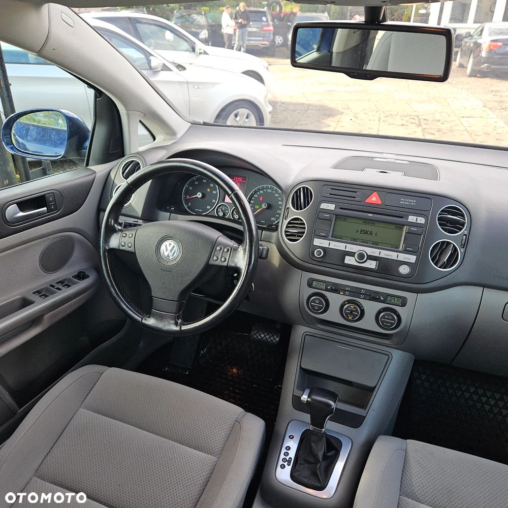 Volkswagen Golf Plus - 19