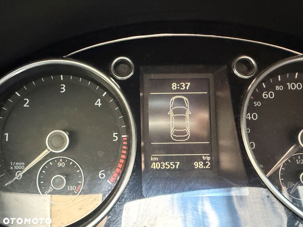 Volkswagen Passat 2.0 TDI Comfortline - 10