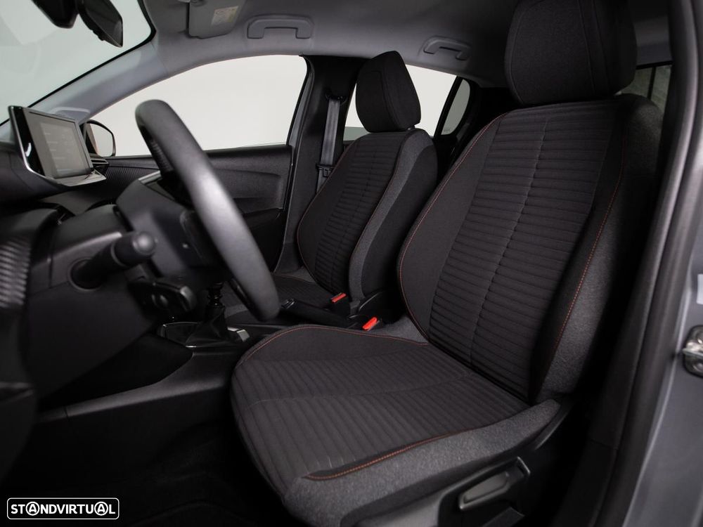 Peugeot 208 1.2 PureTech Active Pack — fotografia 8