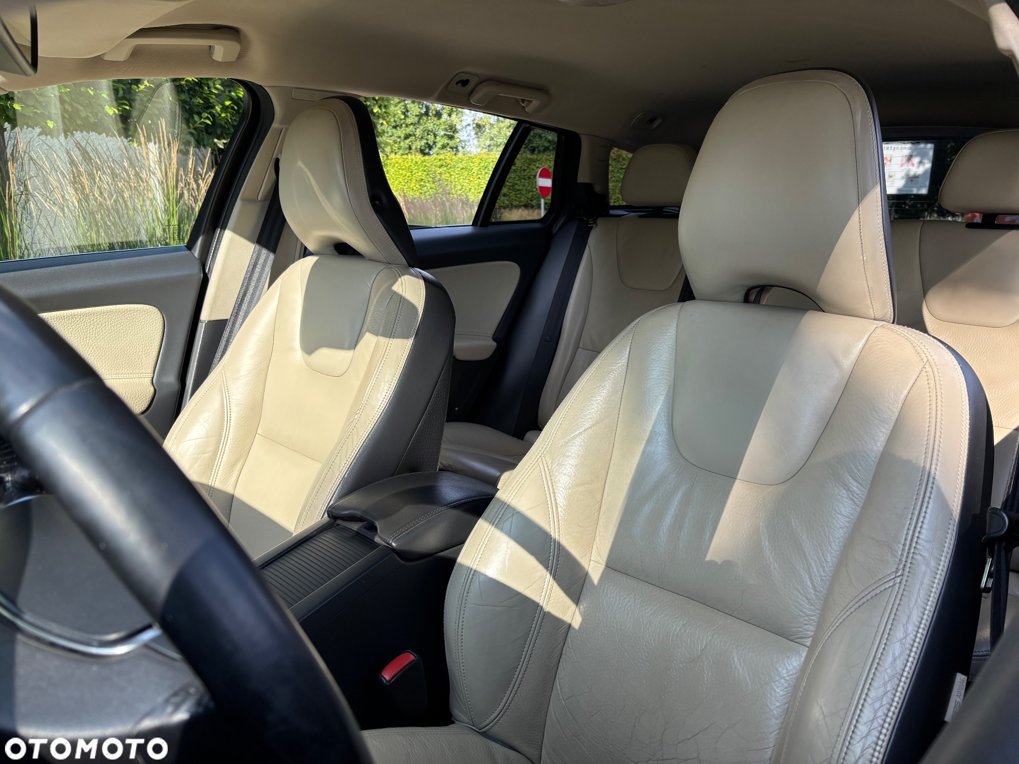 Volvo V60 D3 Summum - 17