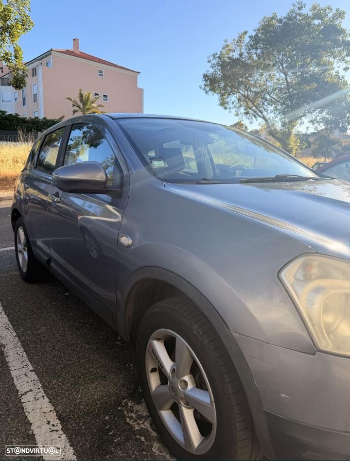 Nissan Qashqai - 1