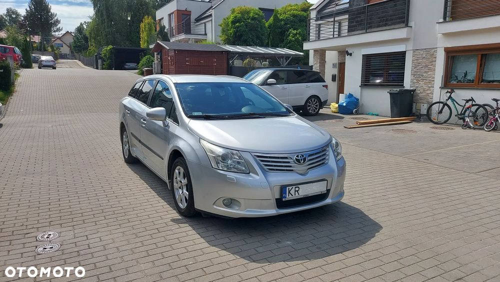 Toyota Avensis 2.0 D-4D Sol - 9
