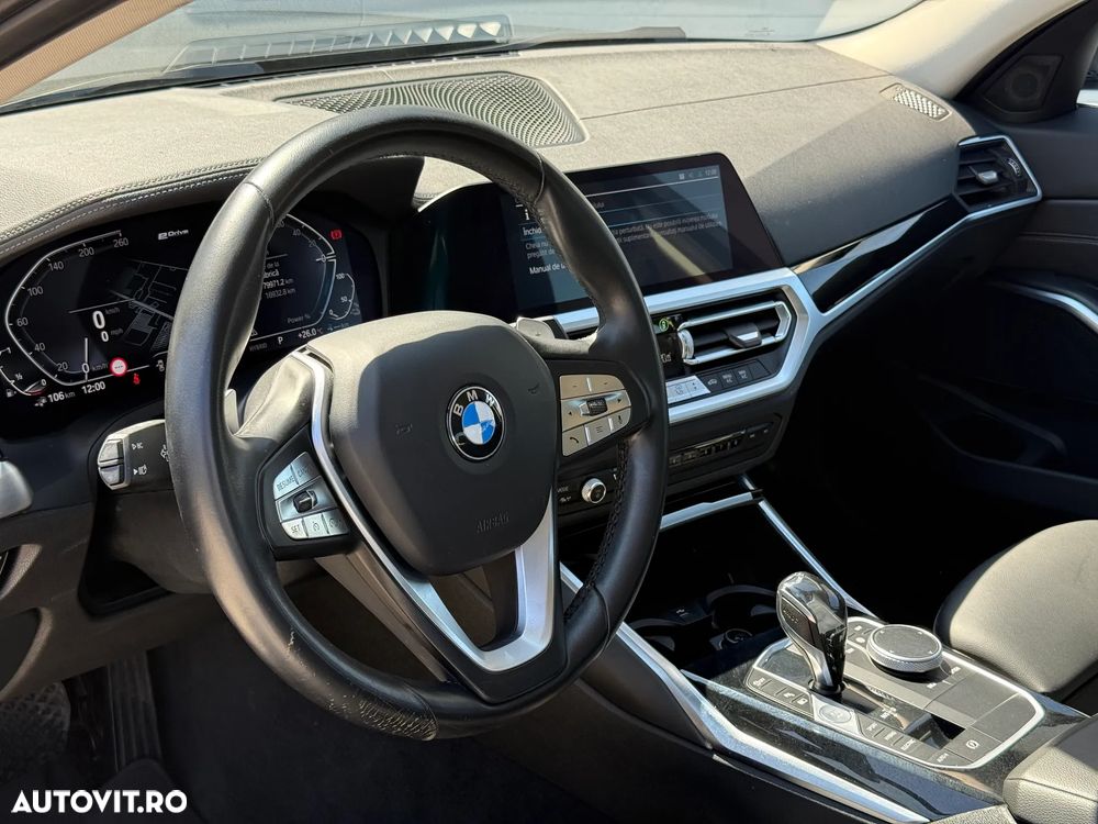 BMW Seria 3 330e Aut. Sport Line - 15