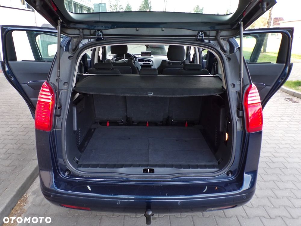 Peugeot 5008 2.0 HDi Premium - 30