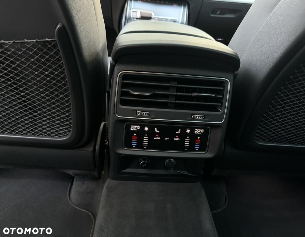 Audi SQ8 - 10