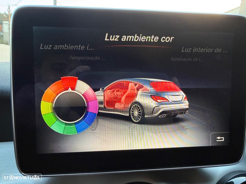 Mercedes-Benz CLA 45 AMG 4Matic Shooting Brake Speedshift 7G-DCT Night Edition - 10