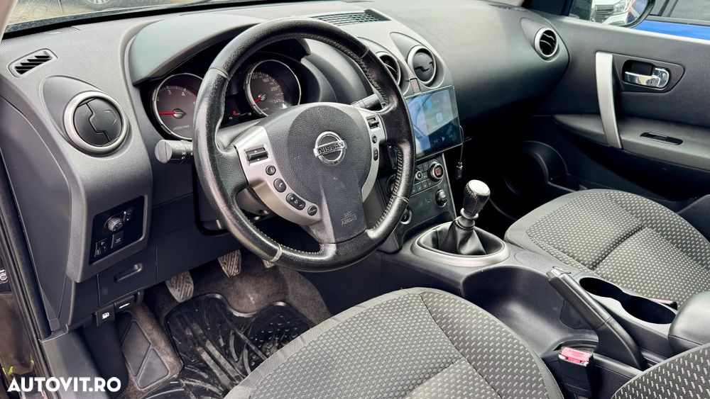Nissan Qashqai - 10