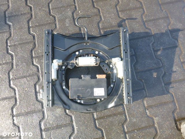 OBROTNICA MECHANIZM OBROTOWY FOTELA LEWY PRZÓD CITROEN C8 - 10