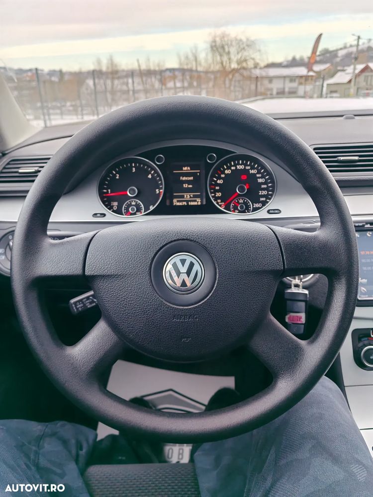 Volkswagen Passat Variant 2.0 TDI DPF Comfortline - 14