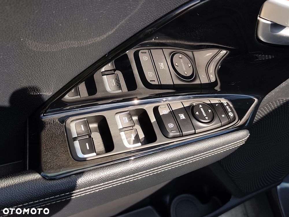 Kia Niro 1.6 GDI HEV 2WD OPF Vision - 36