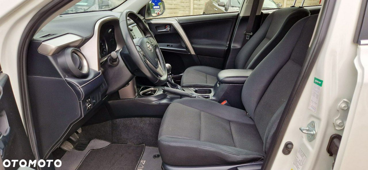 Toyota RAV4 - 34