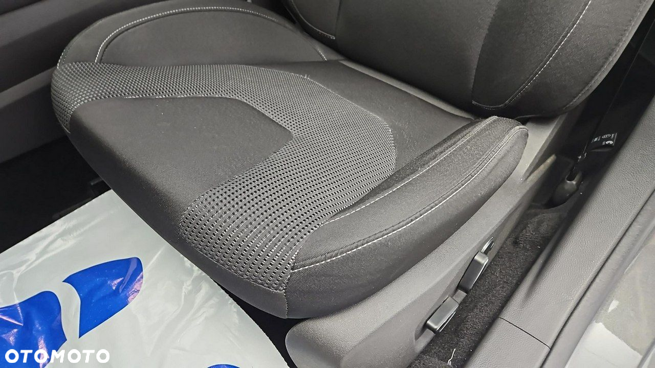 Ford Mondeo 2.0 EcoBlue Titanium - 12