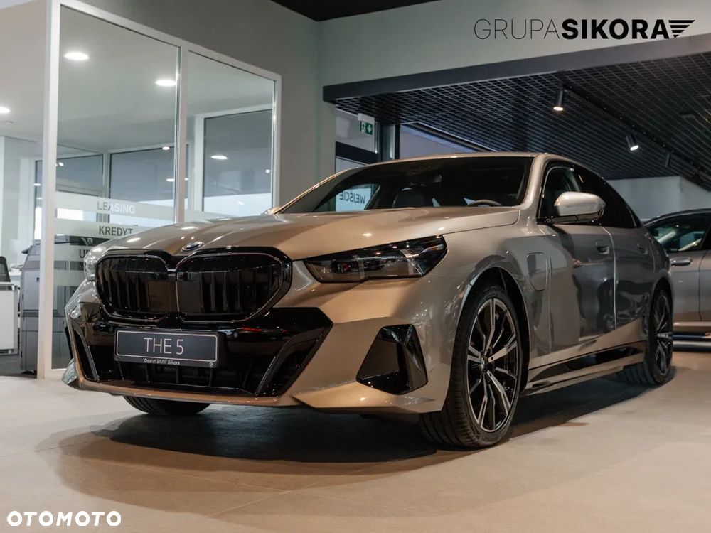 BMW Seria 5 530e PHEV - 2