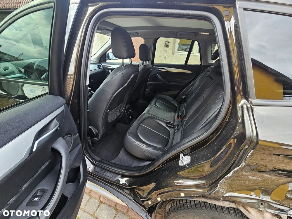 BMW X1 xDrive20d - 10