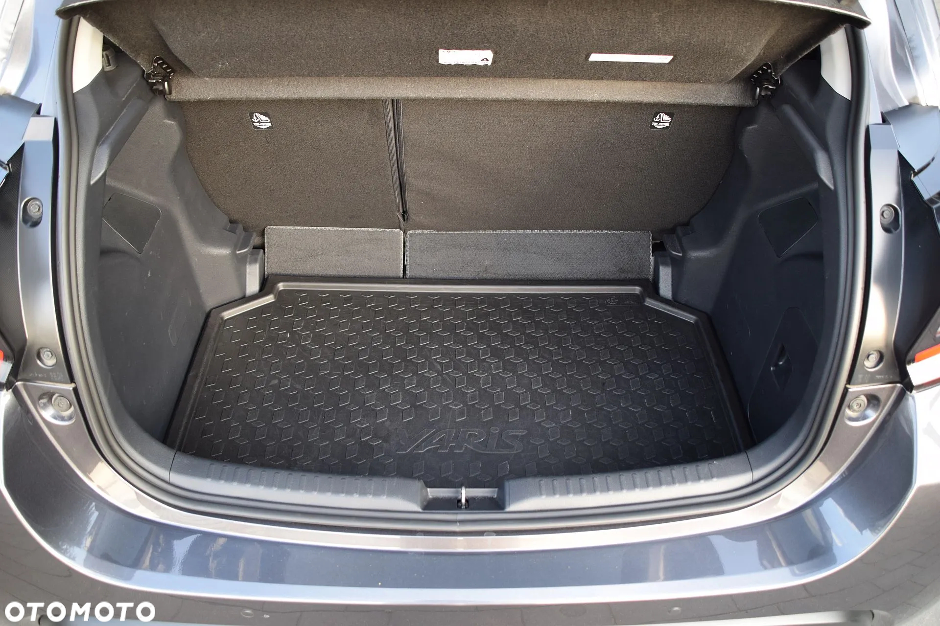 Toyota Yaris Hybrid 1.5 Comfort - 34