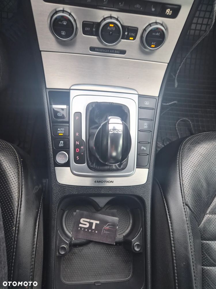 Volkswagen Passat 2.0 TDI 4Mot Highline DSG - 7