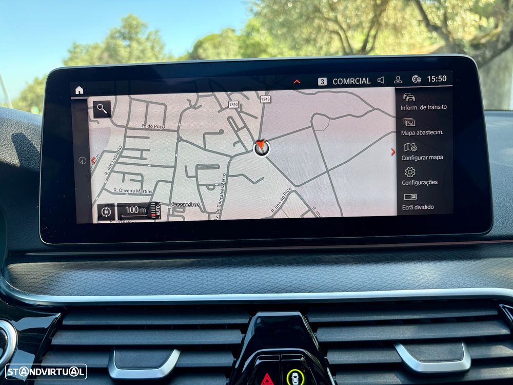 BMW 520 d Pack Desportivo M Auto - 27