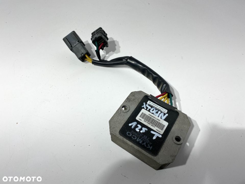 Regulator napięcia Kymco X TOWN 125 14-20r. - 4