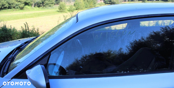SHADOW LINE LISTWA ZGARNIAJĄCA DOLNA LEWA BMW E81