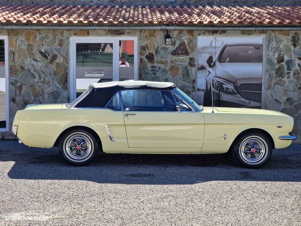 Ford Mustang - 9