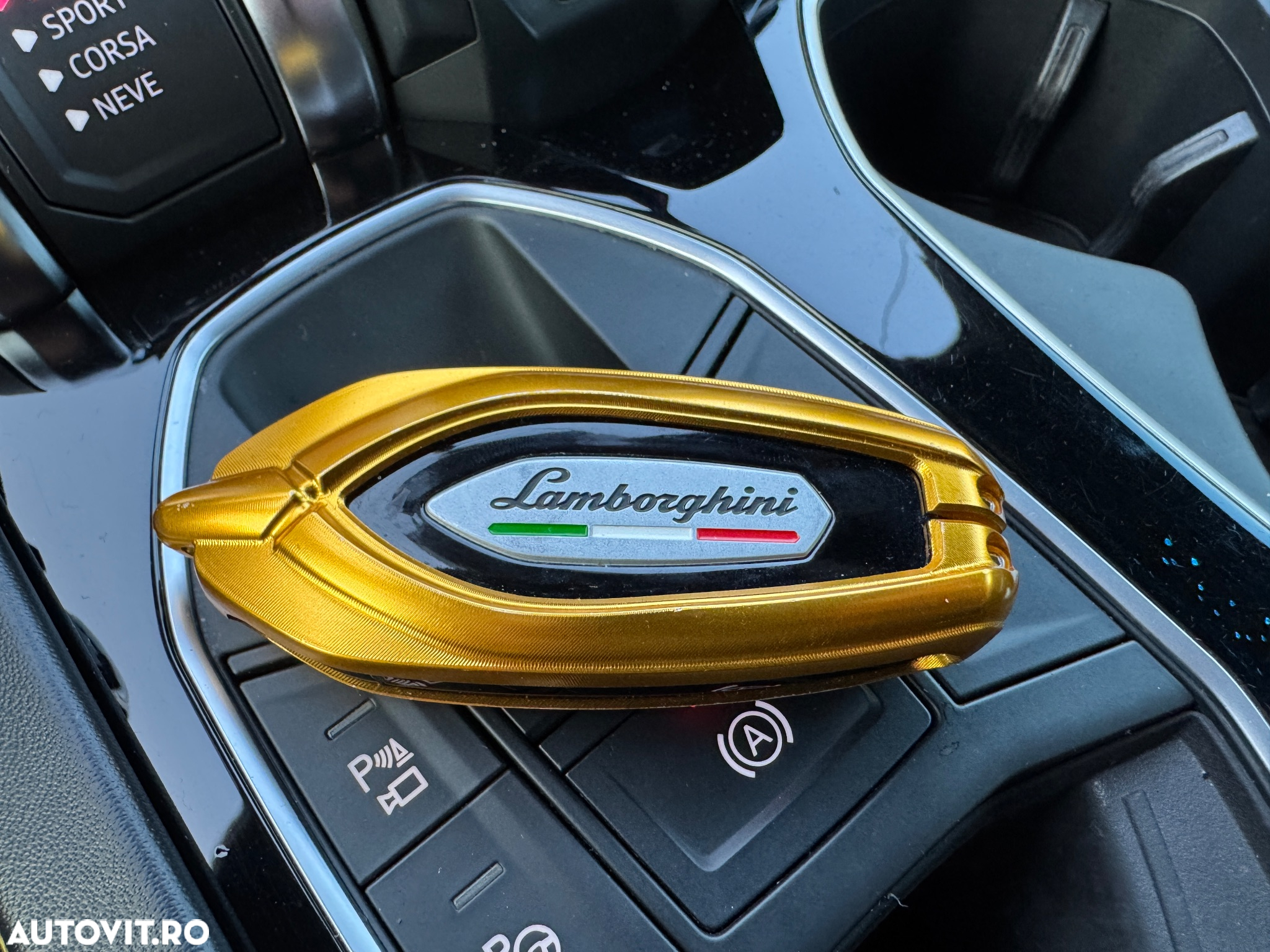 Lamborghini URUS Standard - 39