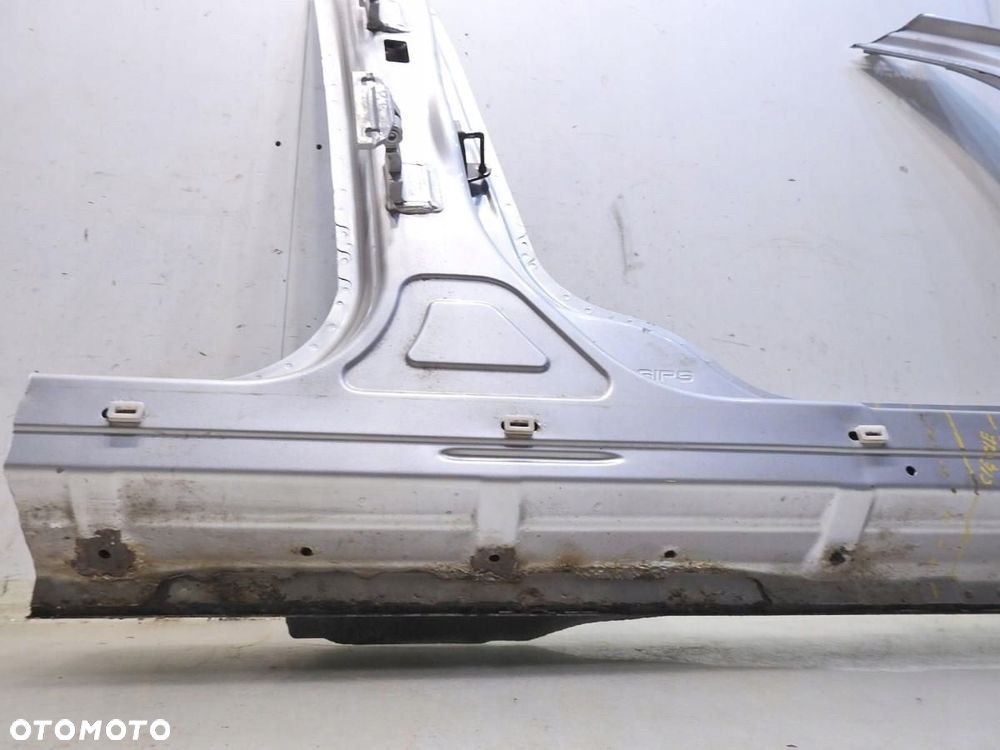 PRÓG SŁUPEK ŚRODKOWY PRAWY 426-26 VOLVO V70 III - 6