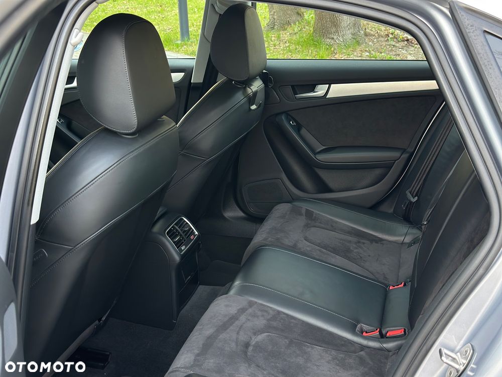 Audi A4 Limousine 2.0 TDI DPF clean diesel multitronic Ambiente - 18
