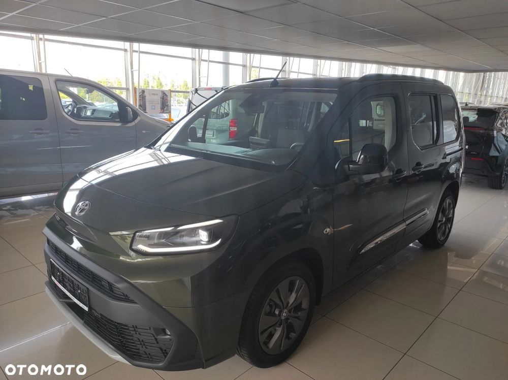 Toyota Proace City Verso Long 1.5 D-4D Family - 1