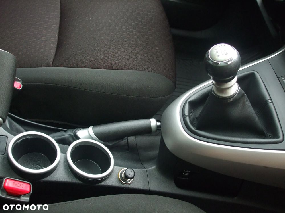 Toyota Corolla Verso - 24