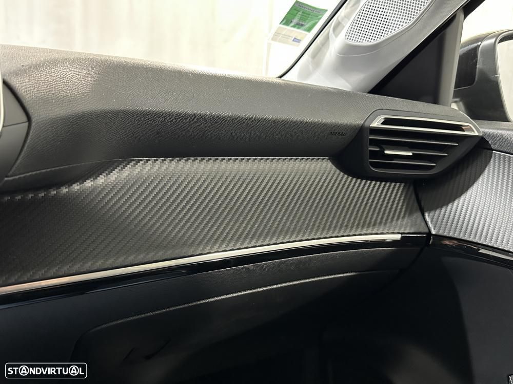 Peugeot e-208 51 kWh Allure - 31