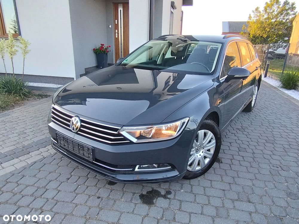 Volkswagen Passat ver-variant-2-0-tdi-scr-dsg-bluemotion-comfortline - 1