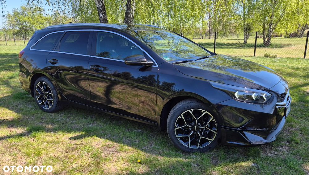Kia Ceed - 29