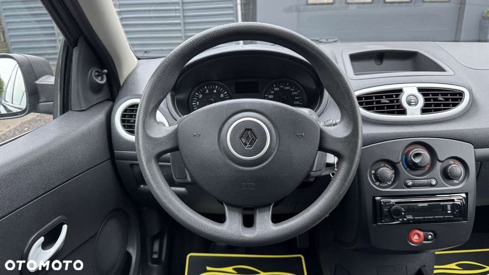 Renault Clio - 35